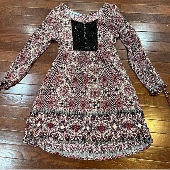 Maurice’s long open sleeve boho peasant dress size medium - Picture 2 of 6